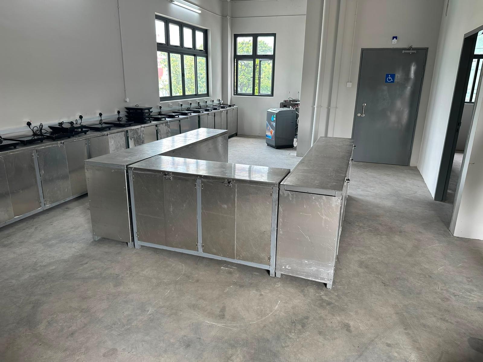 Kitchen 02